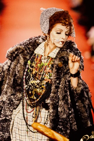Look 1